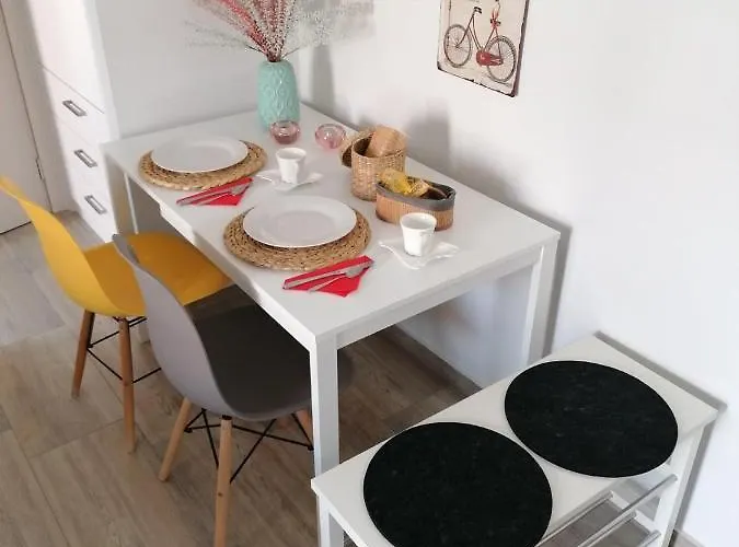 Myrsini's Неа-Перамос