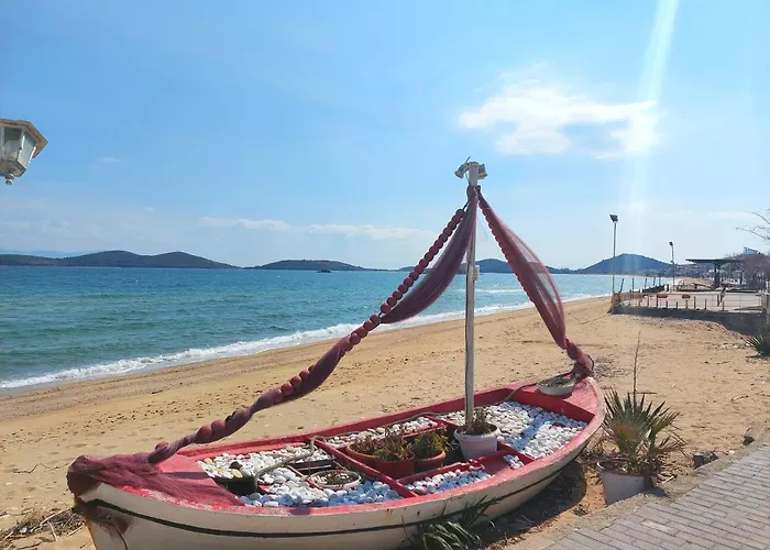 Myrsini's Néa Péramos