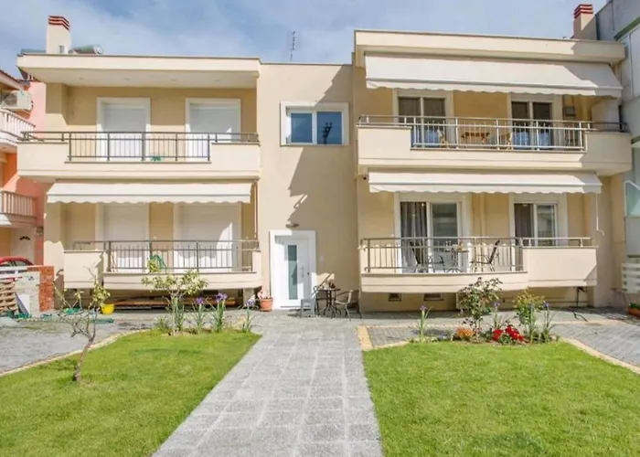 Апартаменты Myrsini's